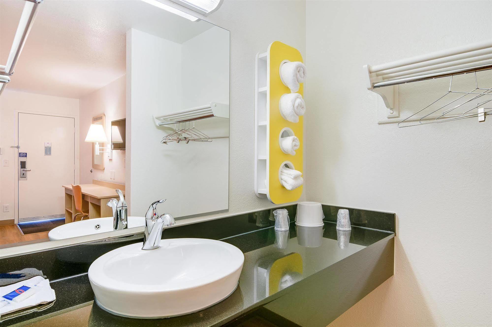 Motel 6-Rolling Meadows, Il - Chicago Northwest Buitenkant foto